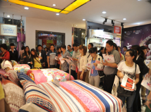 藍(lán)絲羽2012秋冬新品訂貨會圓滿落幕，家紡市場迎來新活力